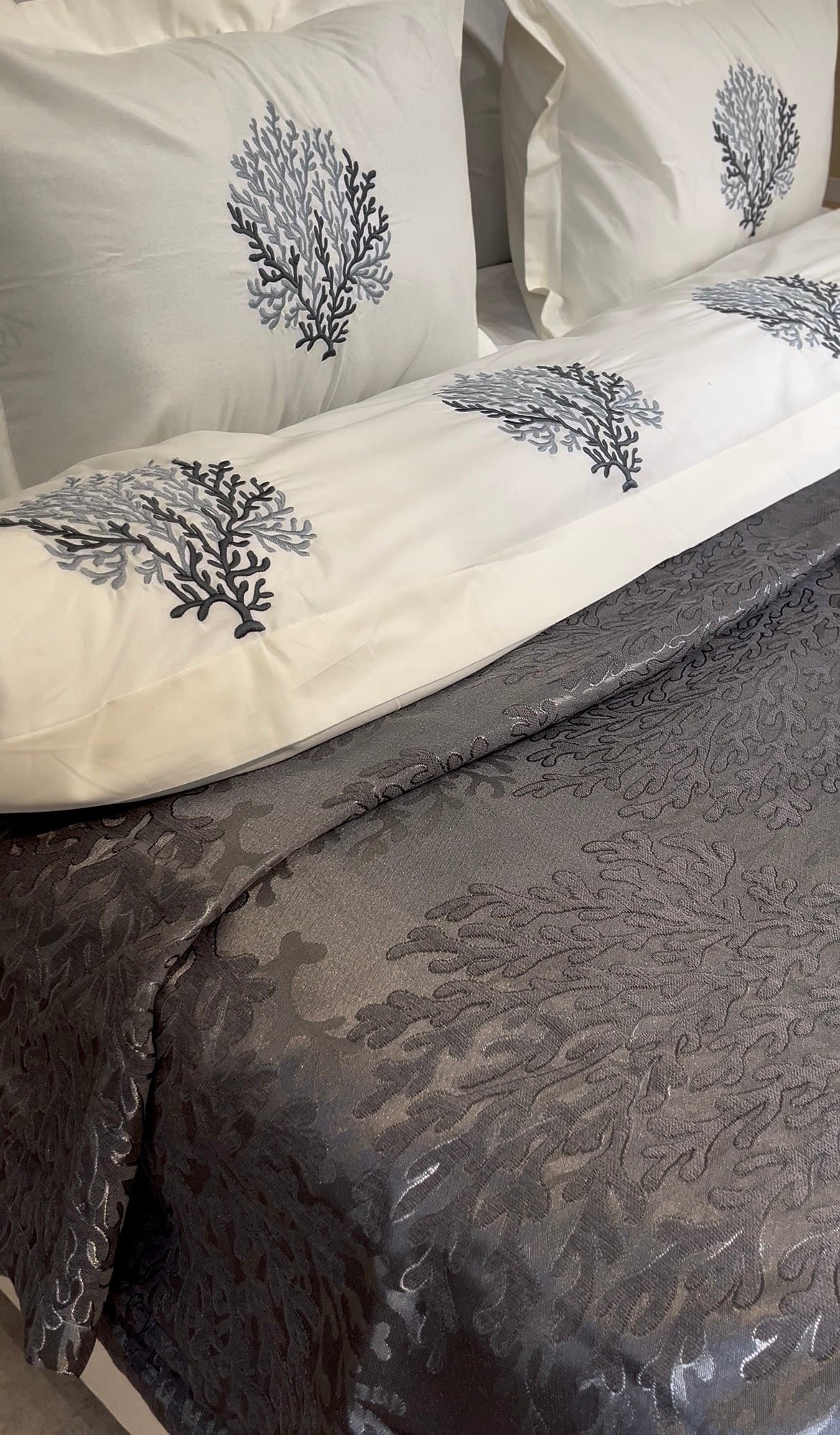 🛏️ Couvre-lit symphonie naturelle – Luxe, Confort